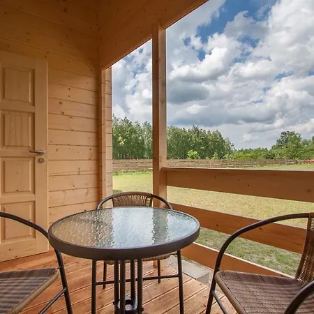 Drewniane Przystan Kajaczek Lodge