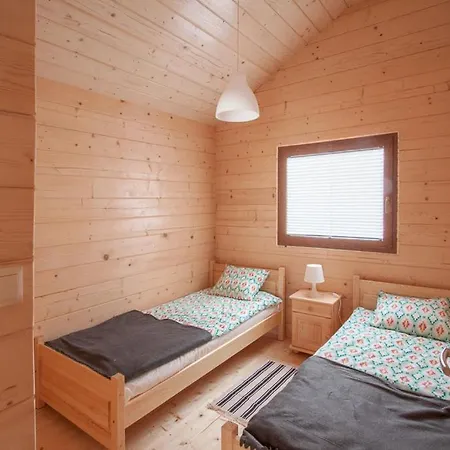 Drewniane Przystan Kajaczek Lodge