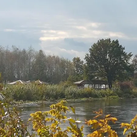 Drewniane Przystan Kajaczek Lodge *